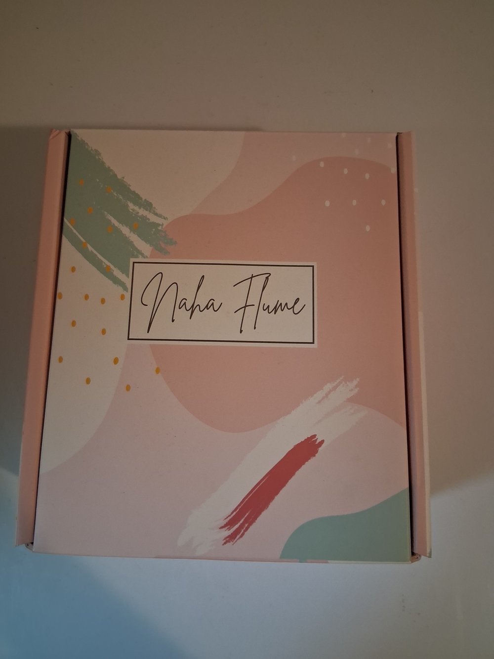 Naha Flume Pink Graphic Gift Box